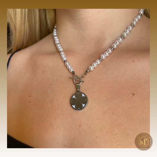 Colar Pérolas Trevo / Cruz