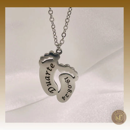 Colar personalizado Pegadas de Amor