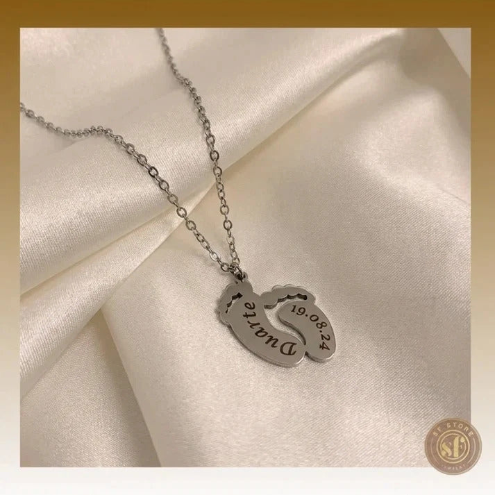 Colar personalizado Pegadas de Amor