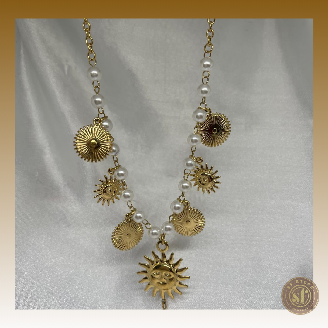 Colar Summer com pérolas (pendente sol)