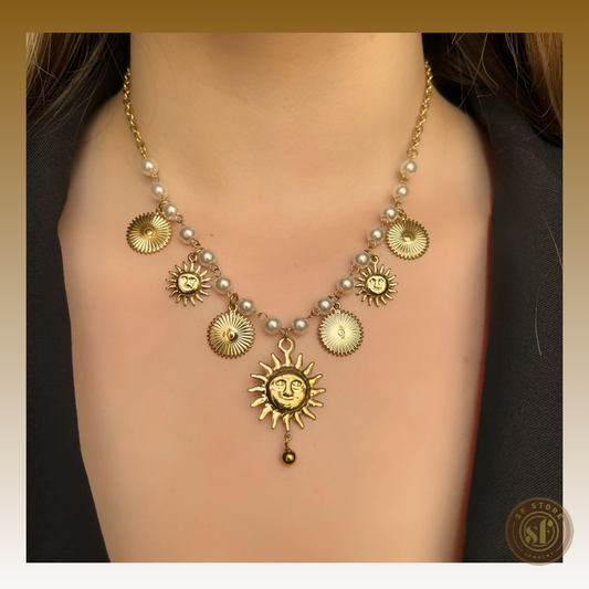 Colar Summer com pérolas (pendente sol)