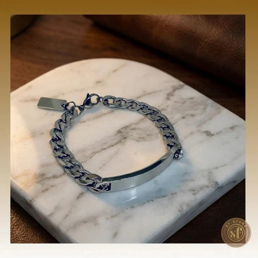 Pulseira personalizada Titan - Olhar c/ medalha